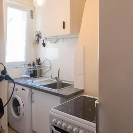 Spacious T3 In The Gobelins District Apartment Paris